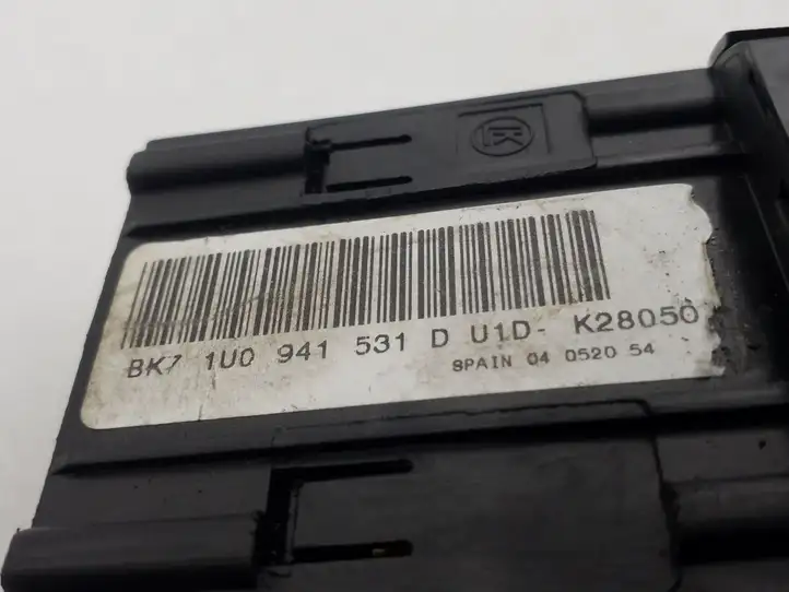Skoda Superb B5 (3U) (2001 - 2008) 1U0941531D Включатель фонарей — фото 3