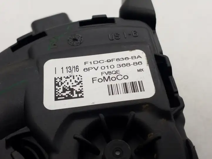 Ford Kuga II (2013 - 2019) F1DC9F836BA Педаль акселератора — фото 3