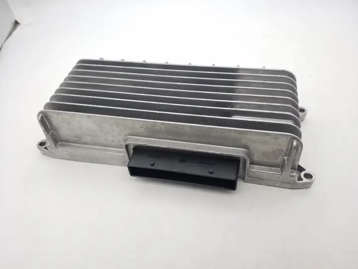 Audi A4 S4 B8 8K (2007 - 2011) 8T0035223AB Усилитель звука — фото 1