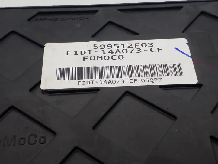 Ford Focus (2015 - 2019) F1DT14A073CF Блок управления электропитанием — фото 3