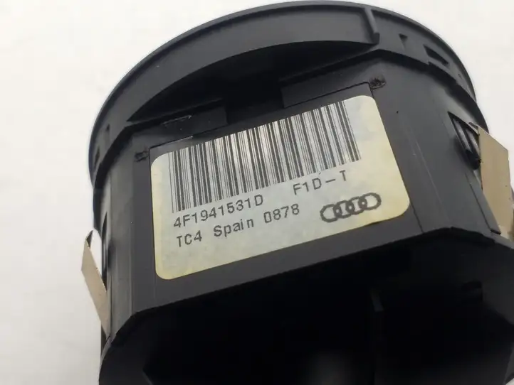 Audi A6 S6 C6 4F (2004 - 2008) 4F1941531D Включатель фонарей — фото 3
