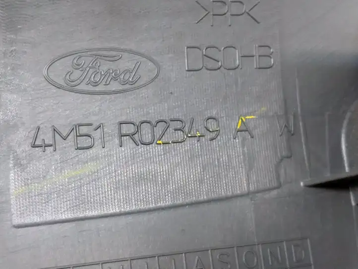 Ford Kuga I (2008 - 2012) 4M51R02349Aw Внутренняя отделка переднего порога — фото 4
