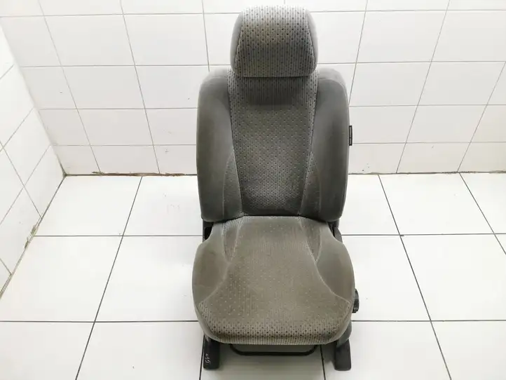 Hyundai Tucson JM (2004 - 2009) JCA05428914L Переднее сиденье водителя — фото 1