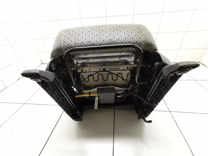 Hyundai Tucson JM (2004 - 2009) JCA05428914L Переднее сиденье водителя — фото 6