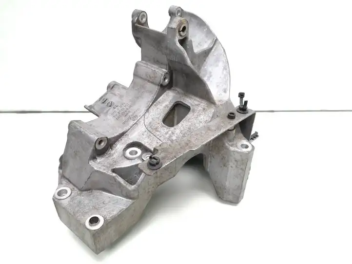 Volkswagen Crafter (2006 - 2016) 076145167 Кронштейн топливного насоса — фото 6