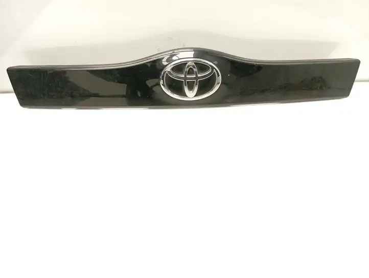 Toyota Prius (XW20) (2003 - 2009) 7680147050 Подсветка номера — фото 1