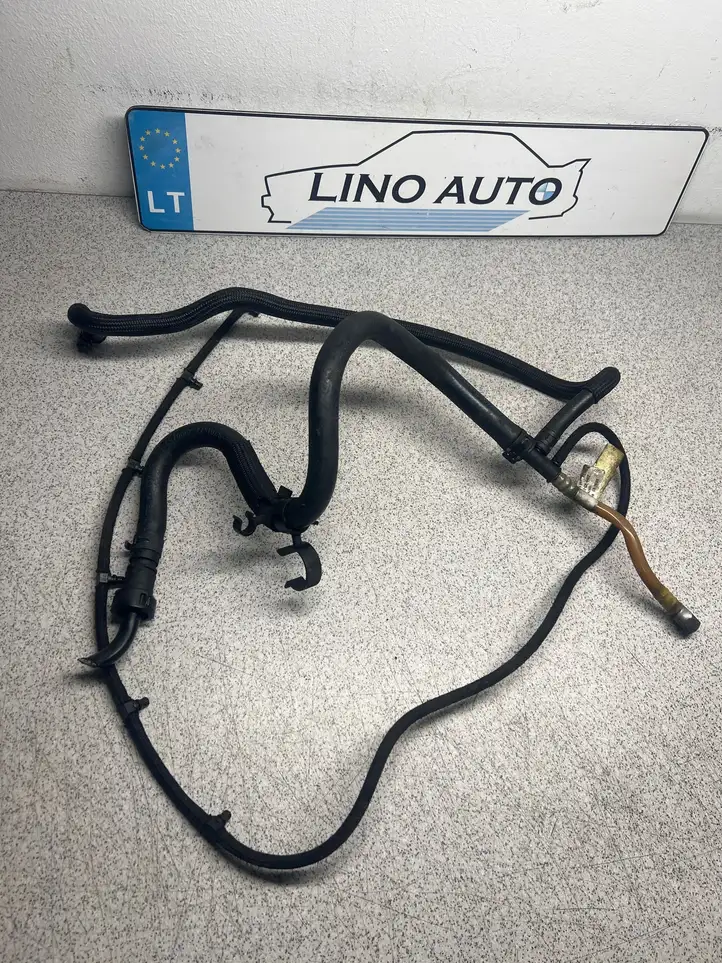 BMW 5 E60 E61 (2004 - 2010) 7799991 Шланг обратки топлива — фото 1