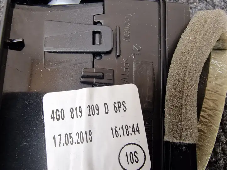 Audi Q7 4M (2015 - ) 4G0819209D Вентиляционная решетка крыши — фото 2