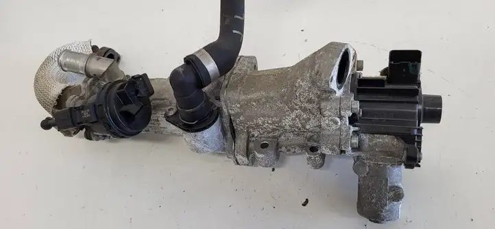 Land Rover Range Rover Evoque L538 (2015 - 2018) 9670318680 Охладитель клапана EGR — фото 4