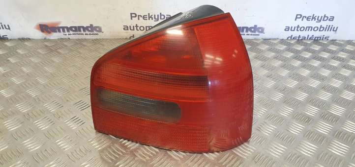 8L0945096 Audi A3 S3 8L Galinis žibintas kėbule