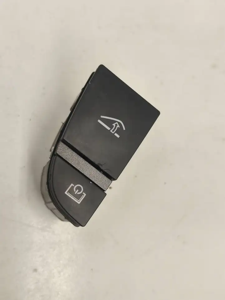 Audi A6 S6 C6 4F (2004 - 2008) 4F1927227A Кнопка бардачка — фото 3