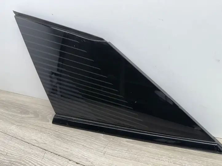 Peugeot 2008 II (2019 - ) 9825737780 Облицовка заднего бокового стекла — фото 1