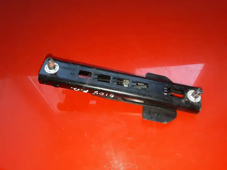 (2012 - 2016) 616521700A Салазки переднего сиденья пассажира — фото 1