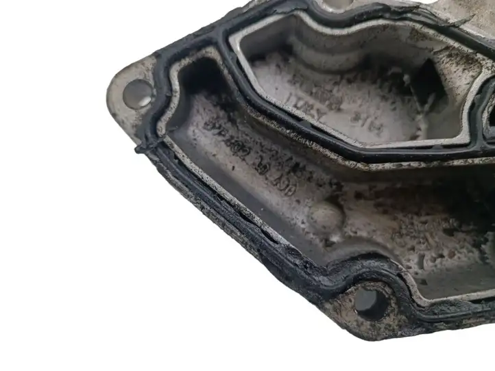 Mercedes-Benz ML W164 (2005 - 2011) 6740273356 Кронштейн масляного фильтра — фото 3