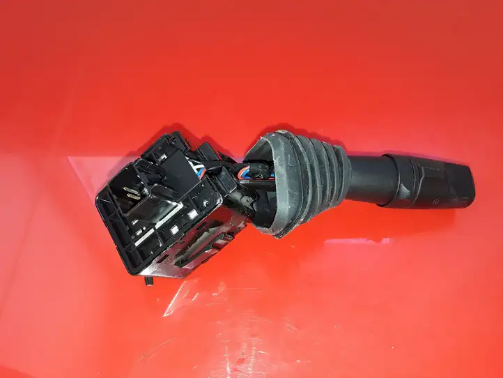 Chevrolet Captiva (2011 - 2013) 202005410 Переключатель стеклоочистителей — фото 2