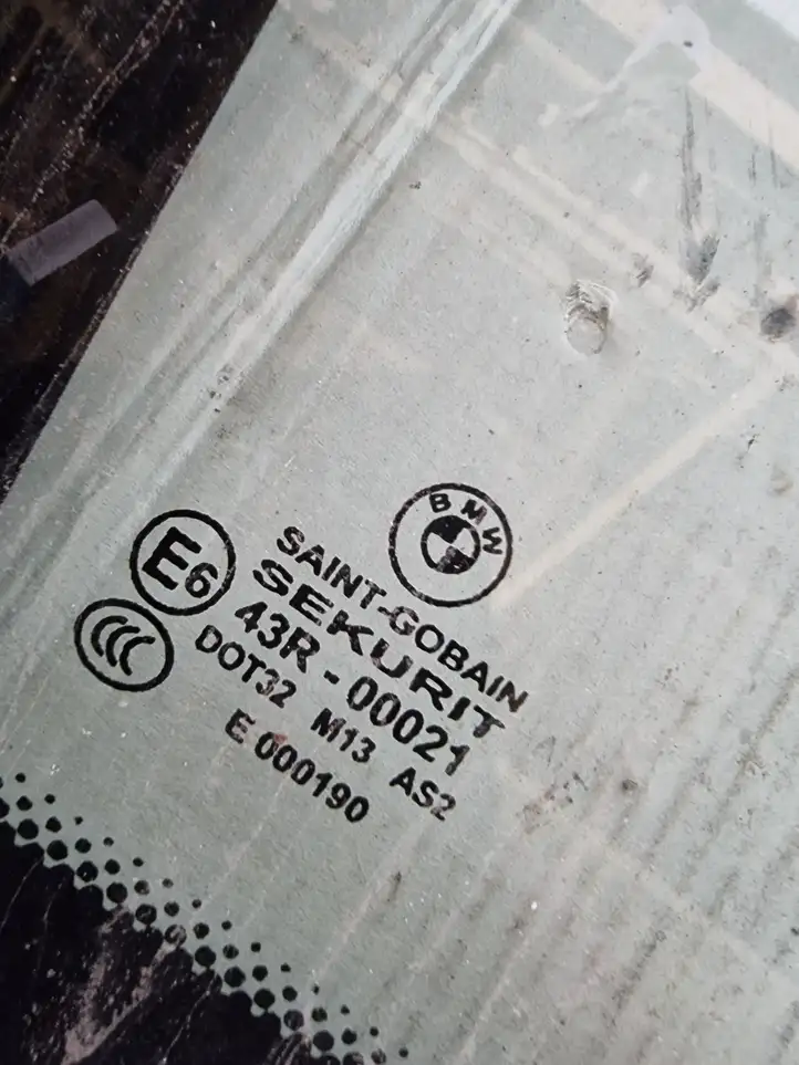 BMW X3 E83 (2003 - 2010) 43R00021 Заднее боковое стекло — фото 2