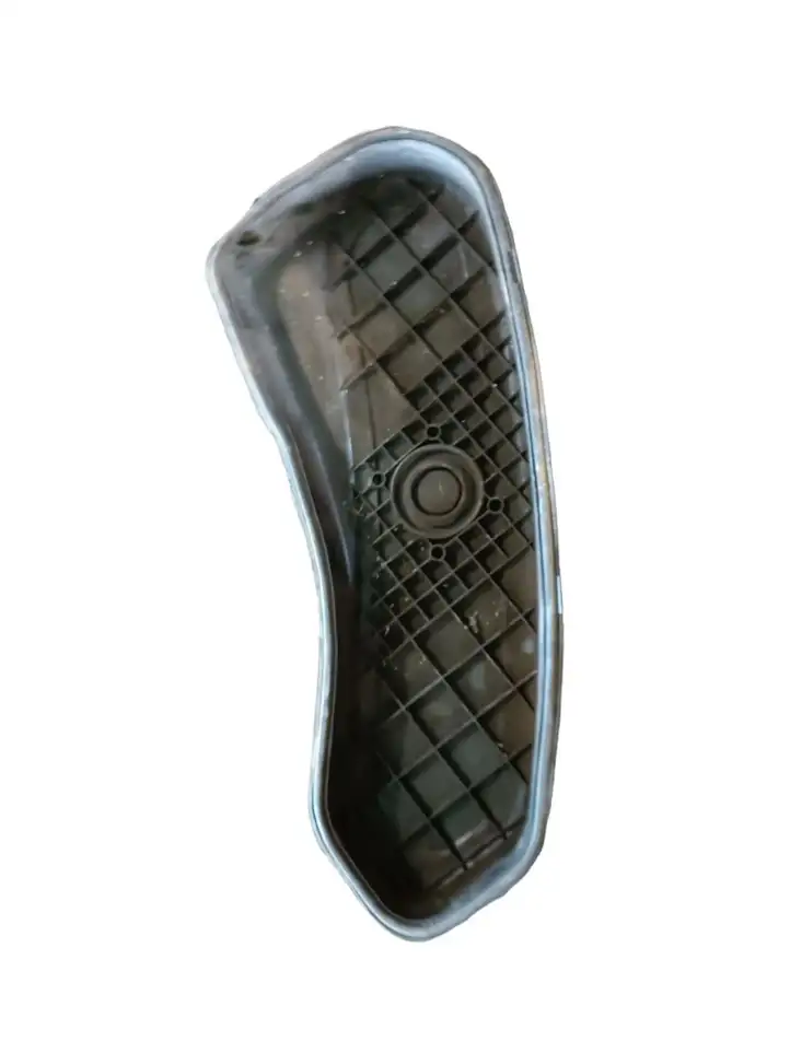 Toyota Land Cruiser (HDJ90) (1996 - 2002) 1130267010 Защита ремня ГРМ — фото 2