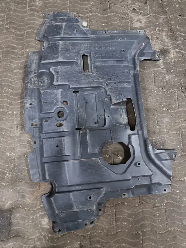 Toyota Verso (2009 - 2012) 5145152020 Защита двигателя — фото 1