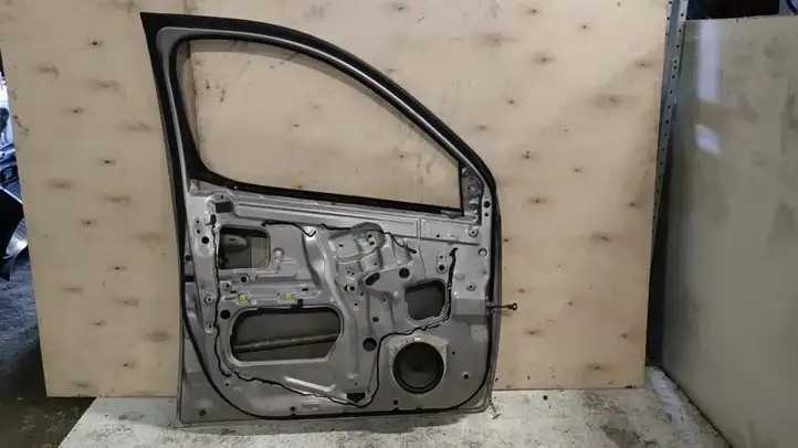 Toyota Yaris Verso (1999 - 2005) 6711252030 Дверь — фото 6