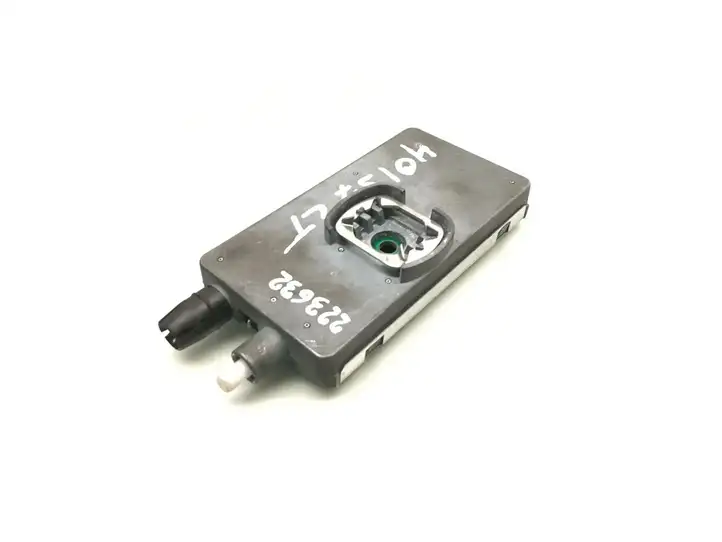 Mercedes-Benz CLK A208 (1997 - 2002) 2088204389 Усилитель антенны — фото 4