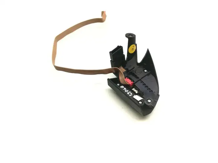 Volkswagen PASSAT B6 (2005 - 2010) 3C8959537B Кнопки на рулевом колесе — фото 3