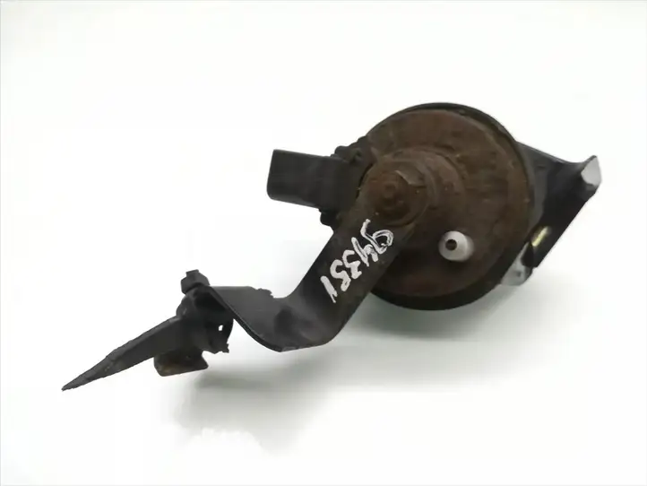 Renault Megane III (2009 - 2016) 024148 Звуковой сигнал — фото 4