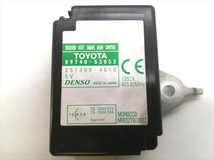 Lexus IS 220D-250-350 (2005 - 2010) 89740-53052 Блок бесключевого доступа — фото 5