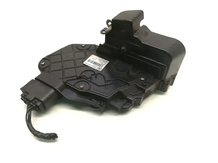 Land Rover Freelander 2 - LR2 (2006 - 2010) 6W8A-21812-AB Замок ручки двери — фото 3