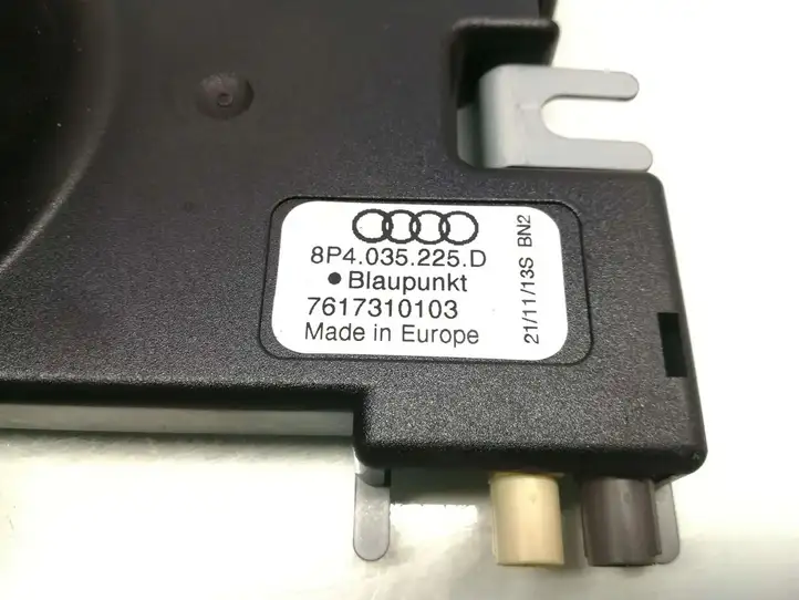 Audi A3/S3 8P (2008 - 2013) 8P4035225D Усилитель антенны — фото 5