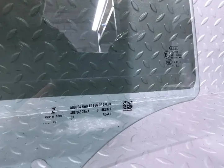 Audi A8 S8 D4 4H (2013 - 2017) 4H0845206A Стекло задней двери — фото 3