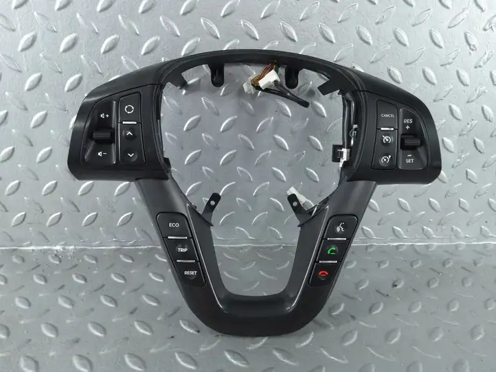 Kia Optima (2010 - 2013) 967202T120 Кнопки на рулевом колесе — фото 1