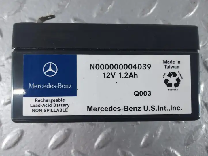 Mercedes-Benz A W177 (2018 - ) N000000004039 Аккумулятор — фото 2