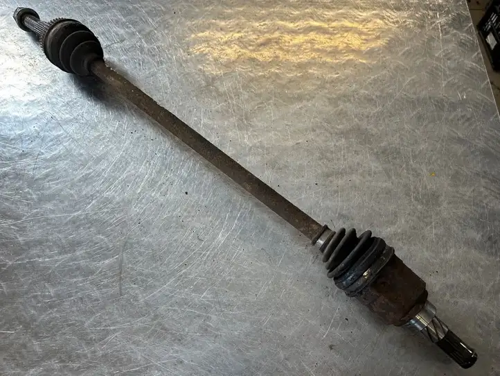 Nissan Qashqai (2010 - 2013)   Задняя полуось