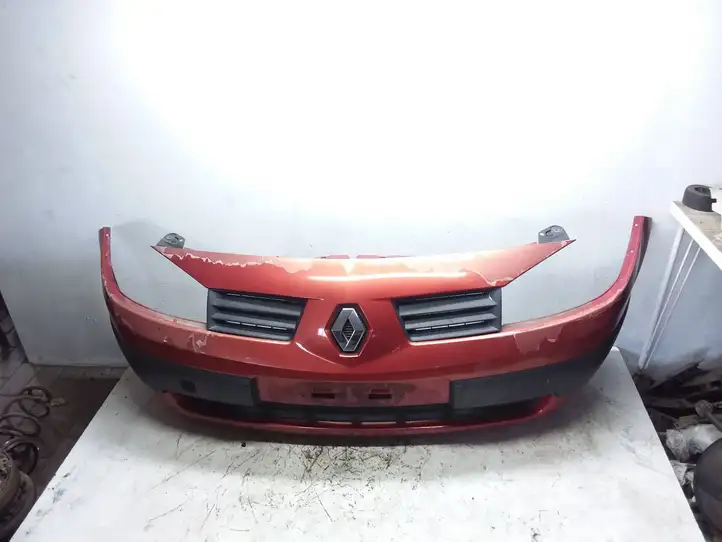 Renault Megane II (2002 - 2005)   Передний бампер