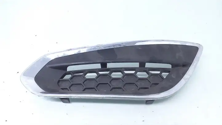 Volvo V60 (2010 - 2013) 31294133 Нижняя решетка переднего бампера — фото 1
