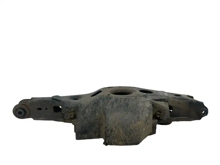 Toyota RAV 4 (XA40)   487384202 Вилы