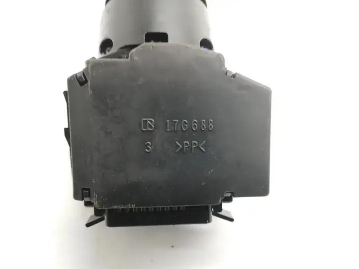 Mitsubishi Outlander (2018 - 2021) 17G688 Включатель скорости стеклоочистителей — фото 4