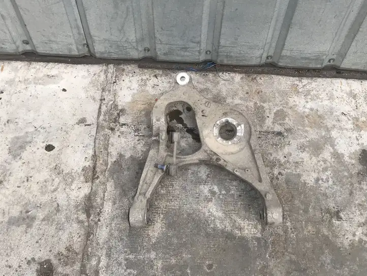 Mercedes-Benz GL X166 (2013 - 2019)  A16605 Вилы