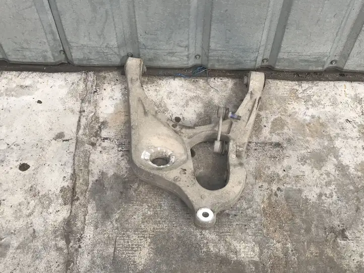 Mercedes-Benz GL X166 (2013 - 2019)  A16605 Вилы