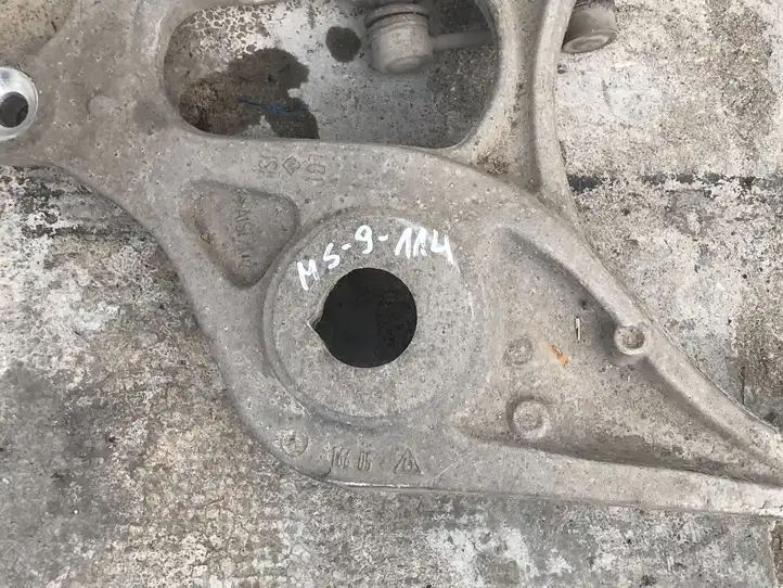 Mercedes-Benz GL X166 (2013 - 2019)  A16605 Вилы