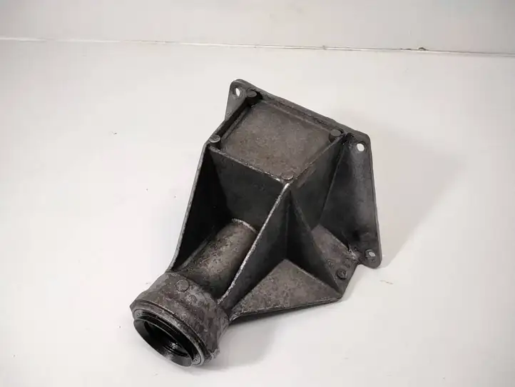 BMW X5 E53 (1999 - 2006)  7503120 Кронштейн подвесного подшипника полуоси