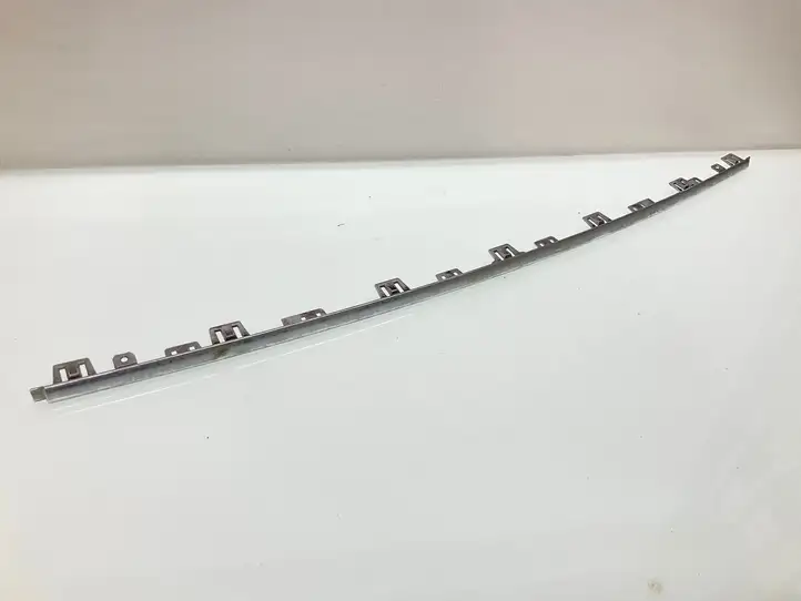 Mercedes-Benz EQC (2018 - )  A2938855201 Нижняя решётка (из трех частей)