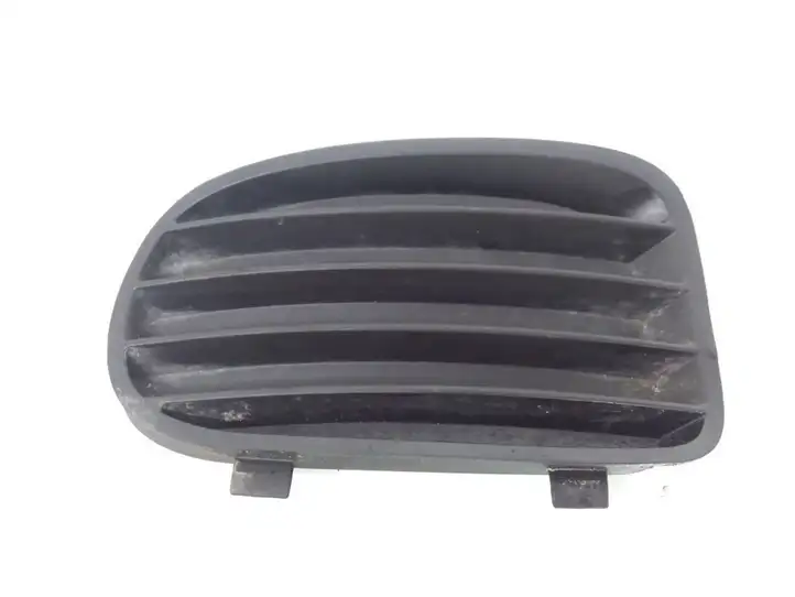 Opel Vectra B (1999 - 2002) 90586626 Нижняя решетка переднего бампера — фото 1