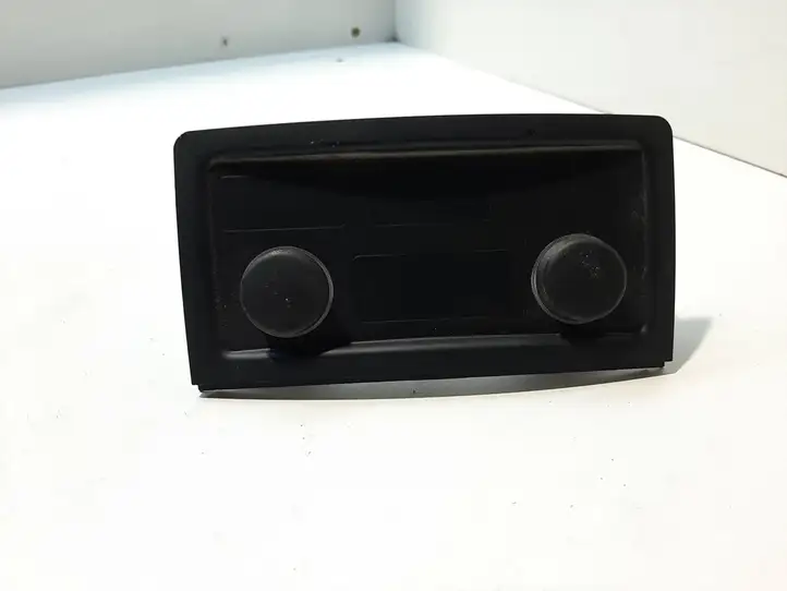 BMW 3 E90 E91 (2005 - 2012) 7034100 Накладка прикуривателя — фото 1