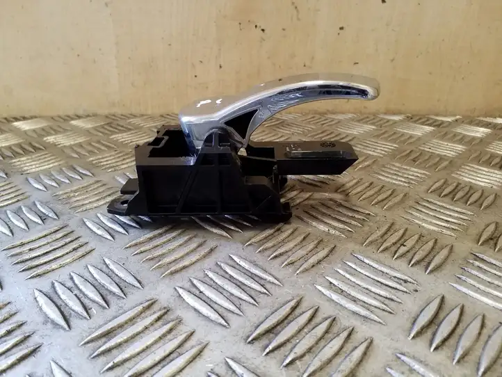 Nissan Qashqai (2010 - 2013) 80671JD0 Внутренняя ручка двери — фото 2