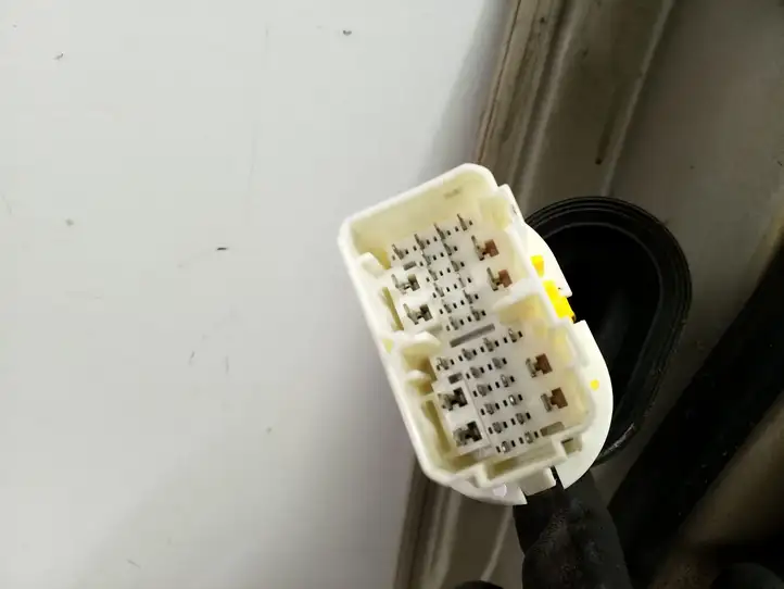 Opel Antara (2011 - 2017) Дверь — фото 10