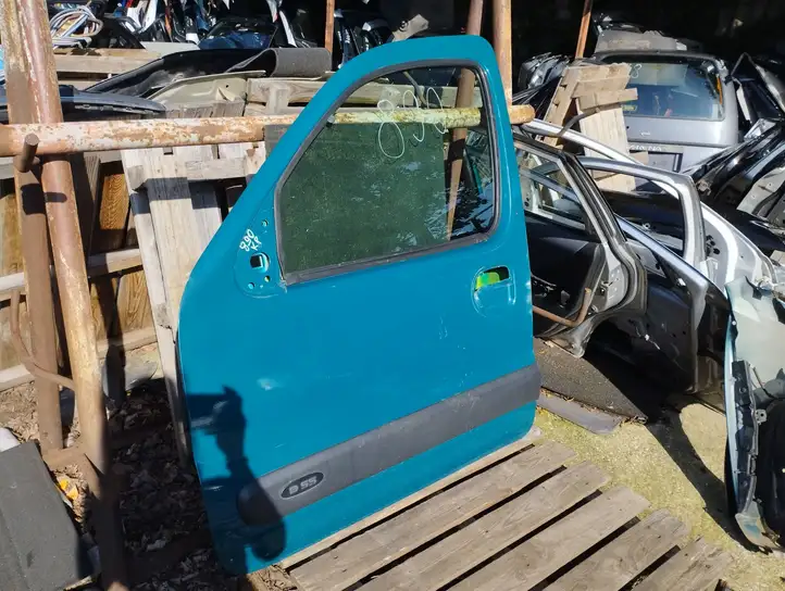 Renault Kangoo I (1997 - 2003) Дверь — фото 3
