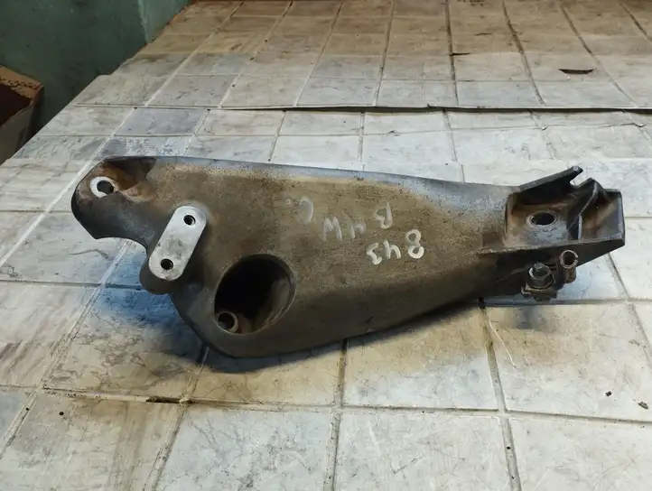 BMW X6 E71 (2008 - 2014) 22116787489 Кронштейн двигателя — фото 3