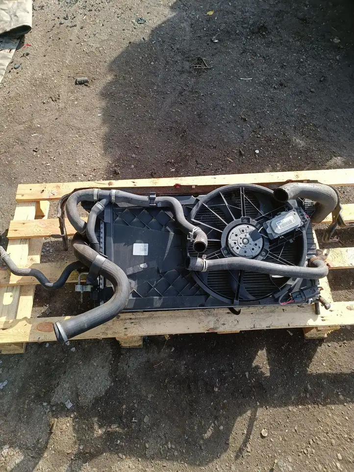 Ford C-MAX I (2007 - 2010) 3M5H8C607 Панель радиаторов двигателя — фото 1