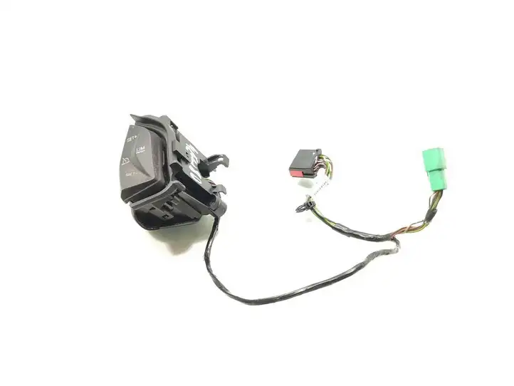 Ford C-MAX II (2010 - 2015) 34089474B Кнопки на рулевом колесе — фото 1
